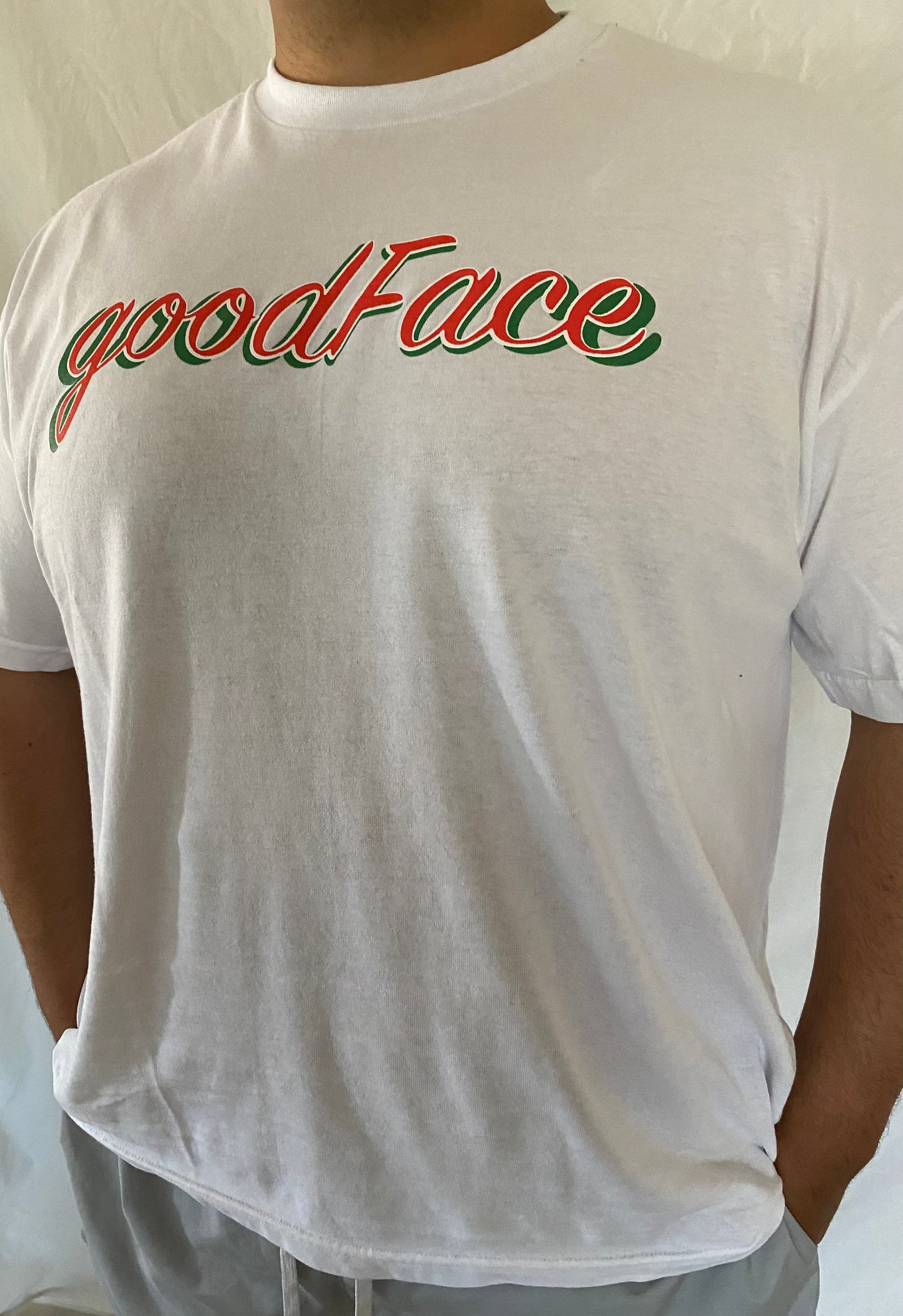 "goodFace" T-Shirt