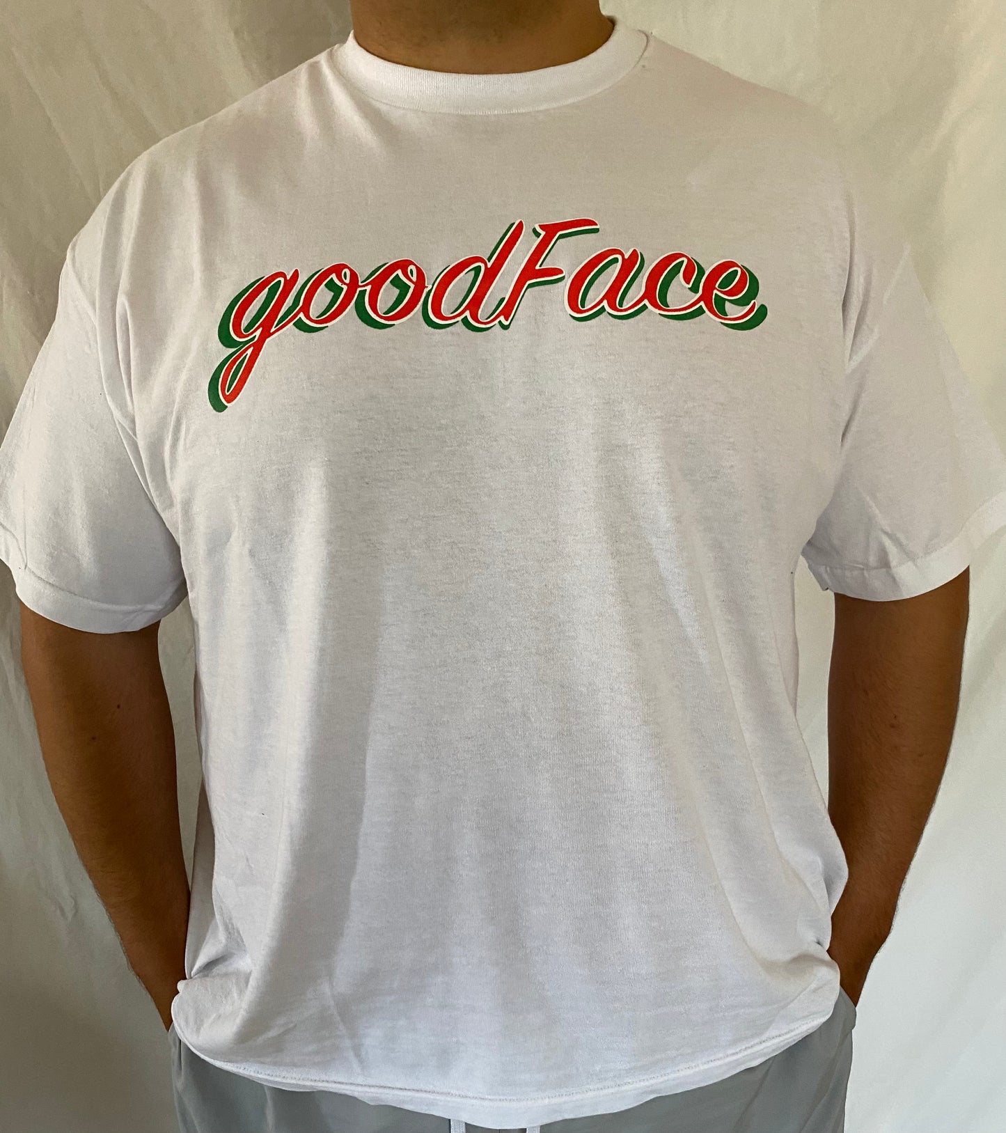 "goodFace" T-Shirt